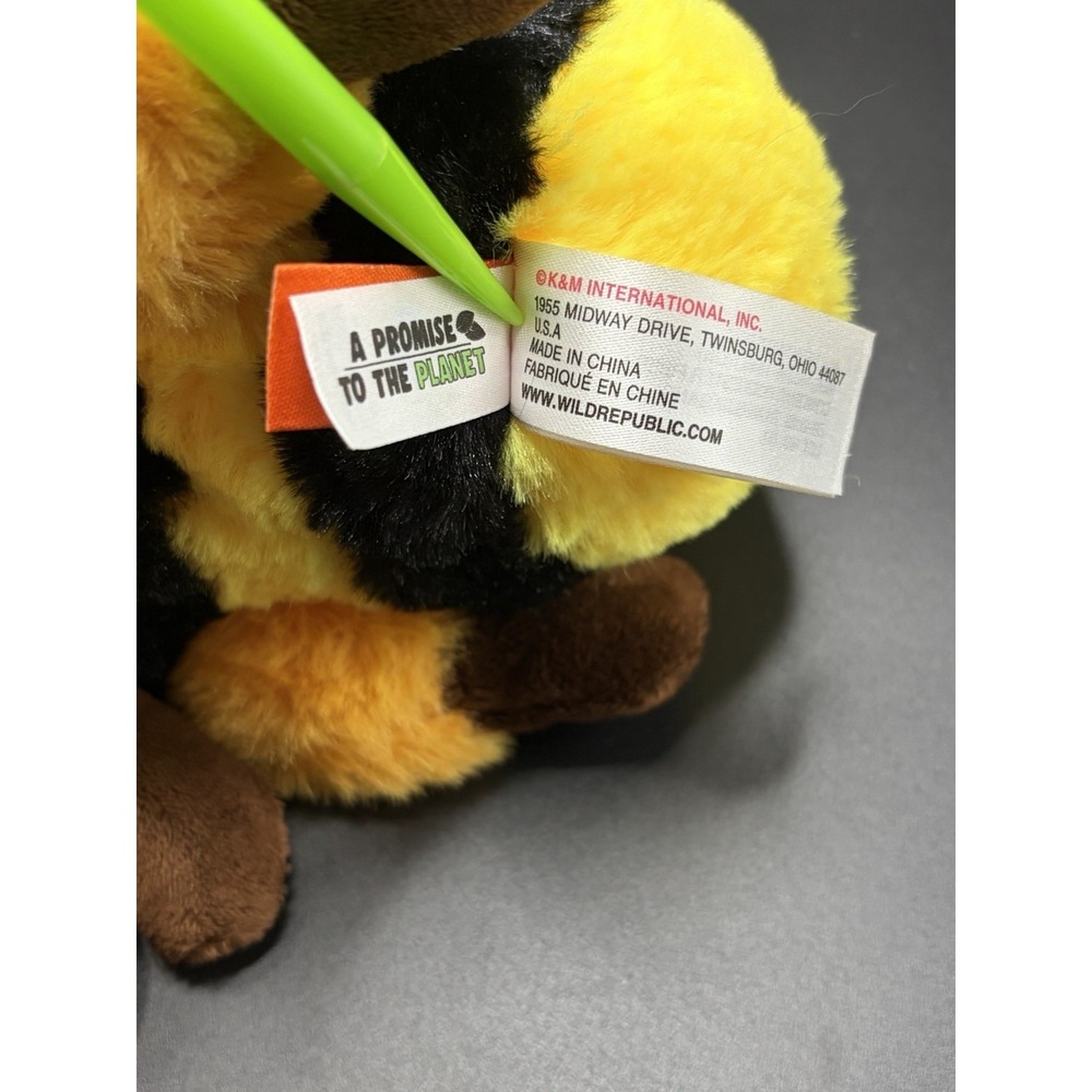 Wild Republic Bumble Bee Plush 8" Stuffed Animal Black Yellow Wings Fuzzy Insect - Picture 7 of 13